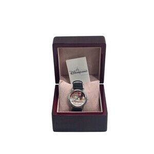 Vintage Watch Hong Kong Disneyland in original box RARE